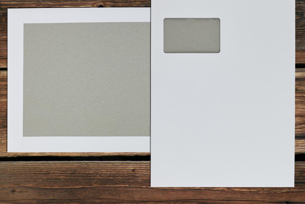 Papprückwandtaschen mit Fenster C4 229x324 mm Haftklebend Weiß 120 g/qm